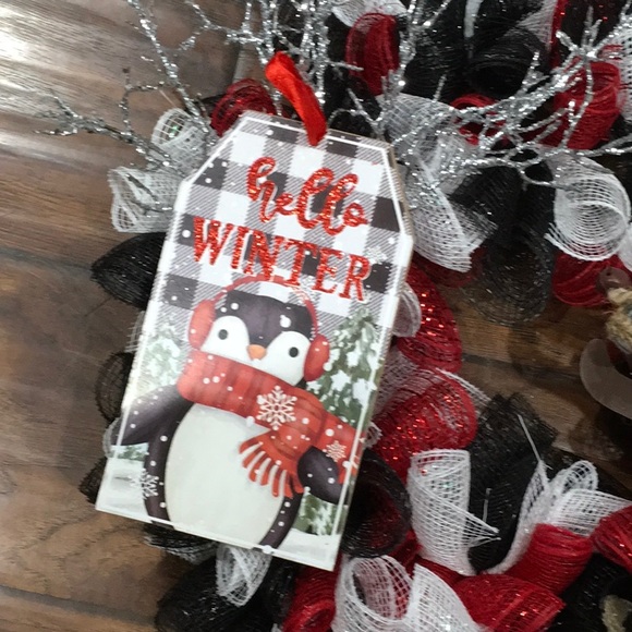 **SOLD**Christmas ❄️Winter Wreath - Picture 2 of 4